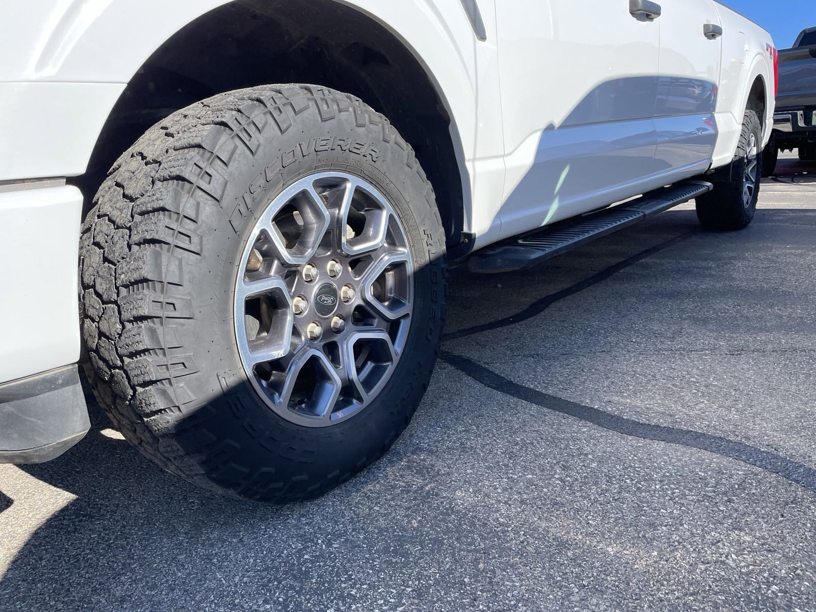 2021 Ford F-150 XL photo 2