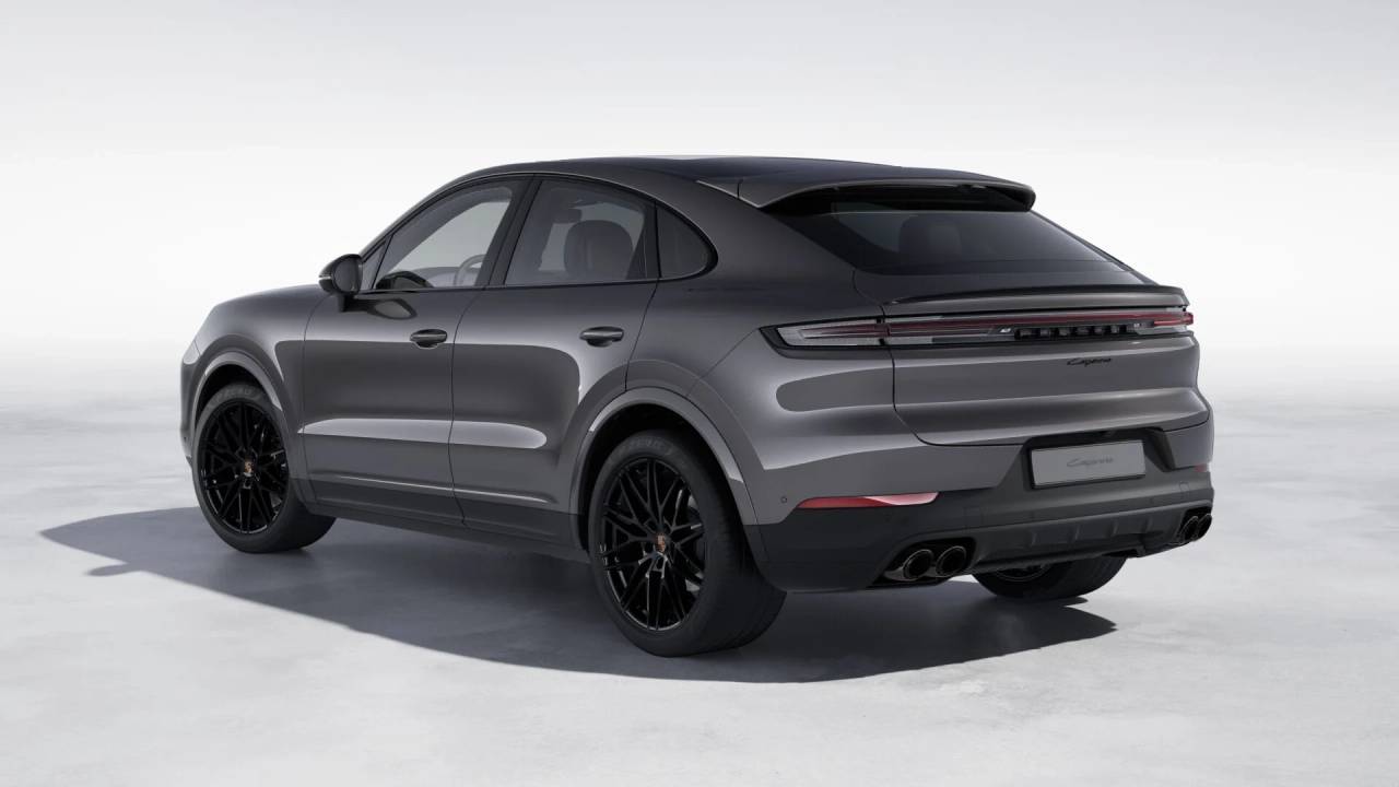 2026 Porsche Cayenne Coupe photo 3