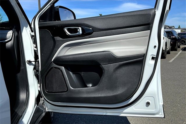 2023 Jeep Compass Limited photo 22