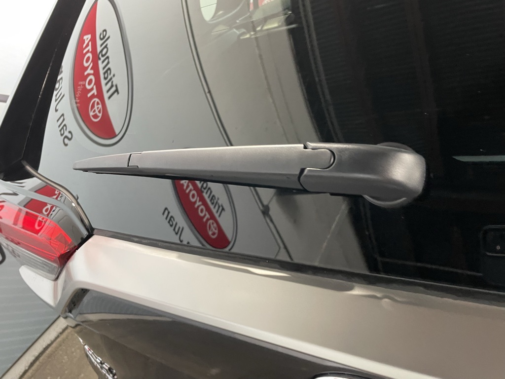 2025 Toyota RAV4 Hybrid XSE photo 20