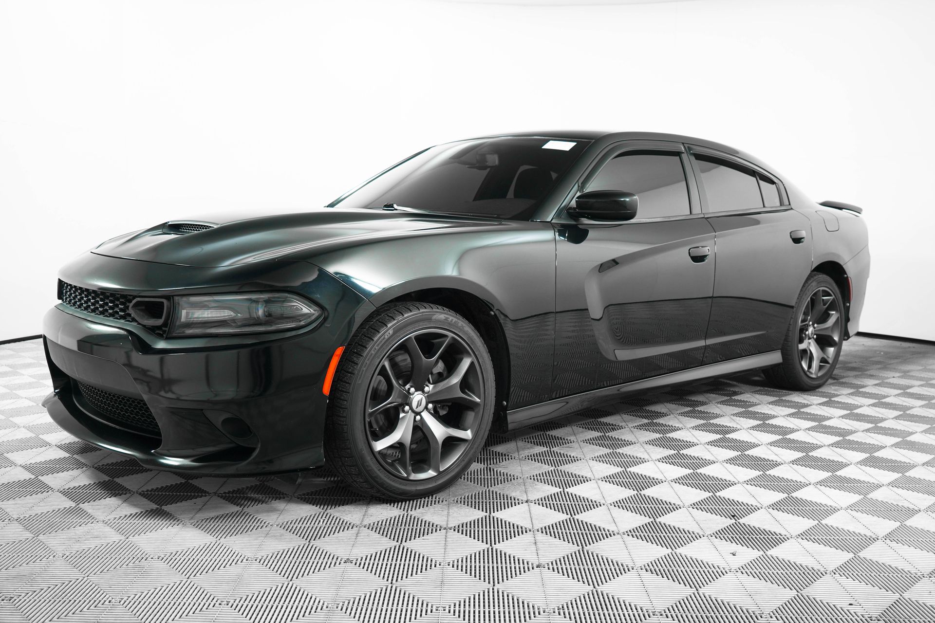 2019 Dodge Charger GT photo 2