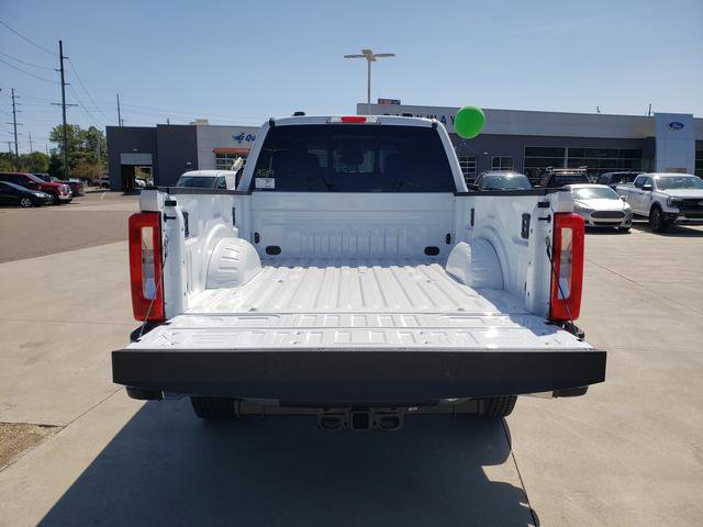 2026 Ford F-350 photo 7