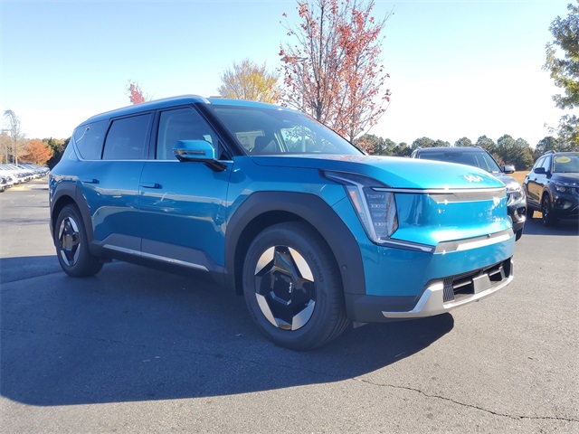 2026 Kia EV9 Wind photo 2