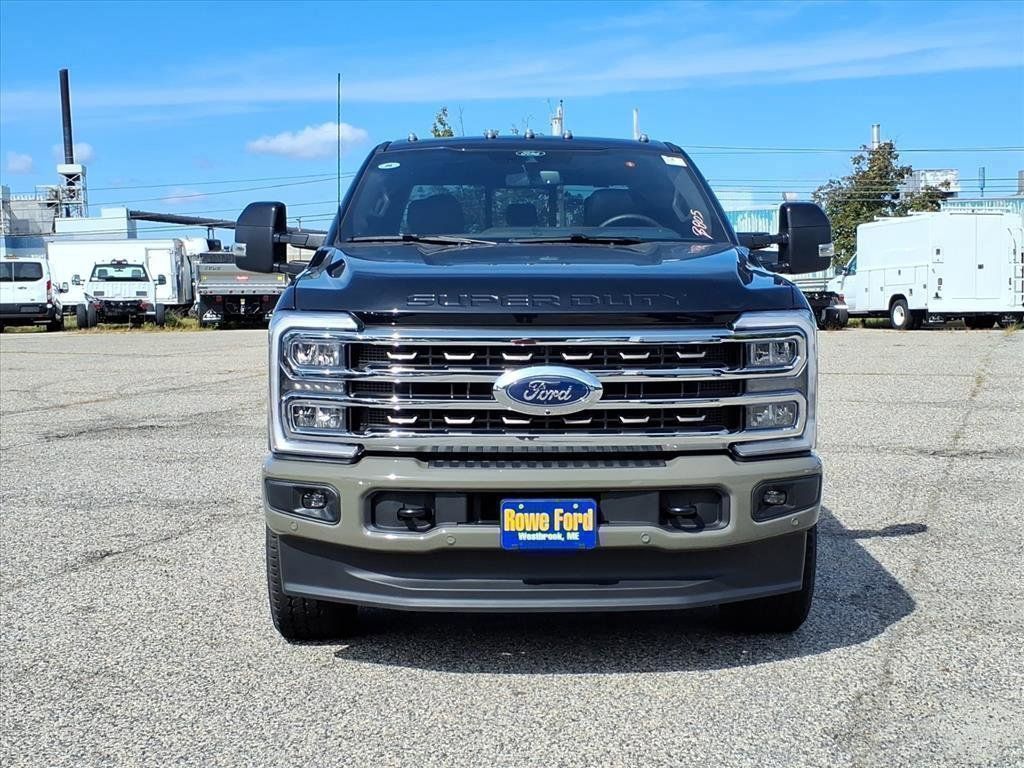 2026 Ford F-350 King Ranch photo 2