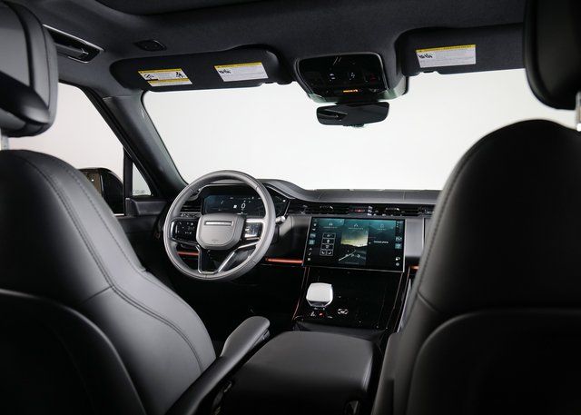 2025 Land Rover Range Rover Sport SE photo 18