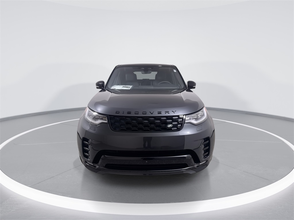2025 Land Rover Discovery SE photo 2
