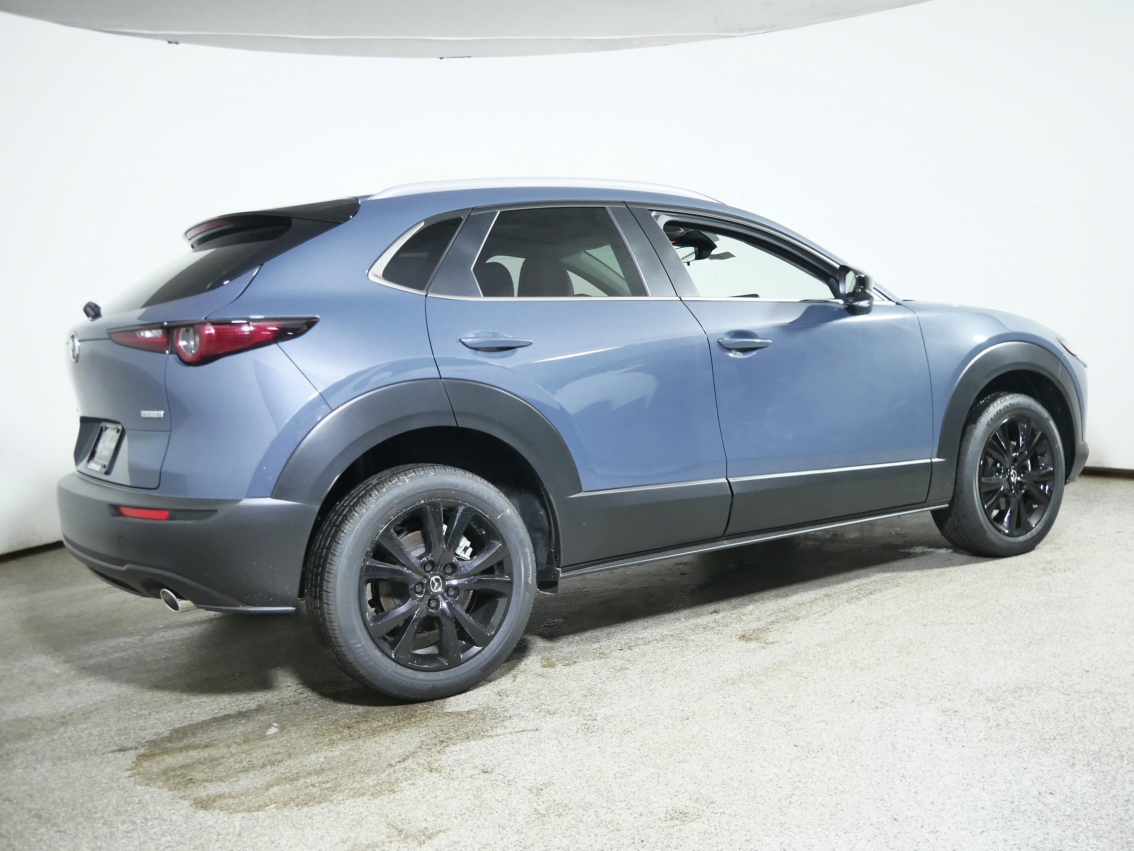 2025 Mazda CX-30 2.5 S Carbon photo 2