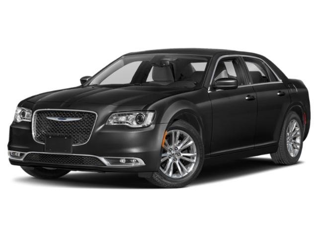 2021 Chrysler 300 Touring's photo
