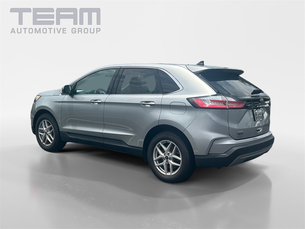 2024 Ford Edge SEL photo 5