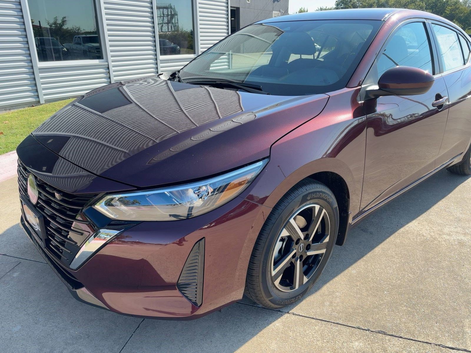 2025 Nissan Sentra SV photo 18