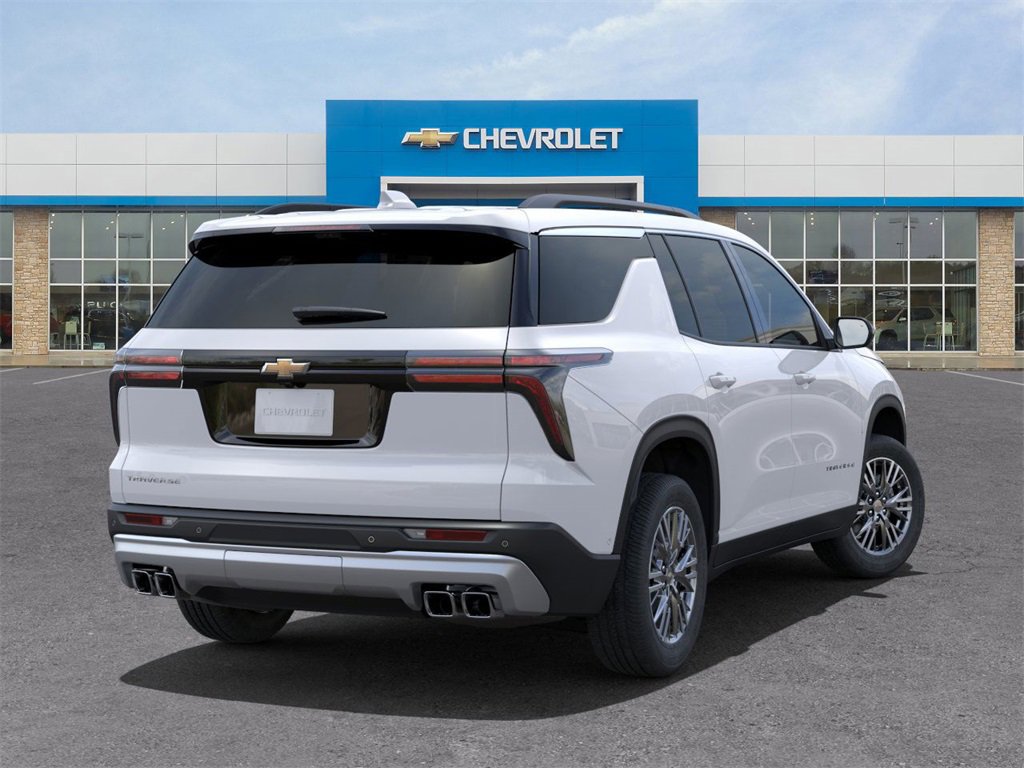 2025 Chevrolet Traverse photo 4