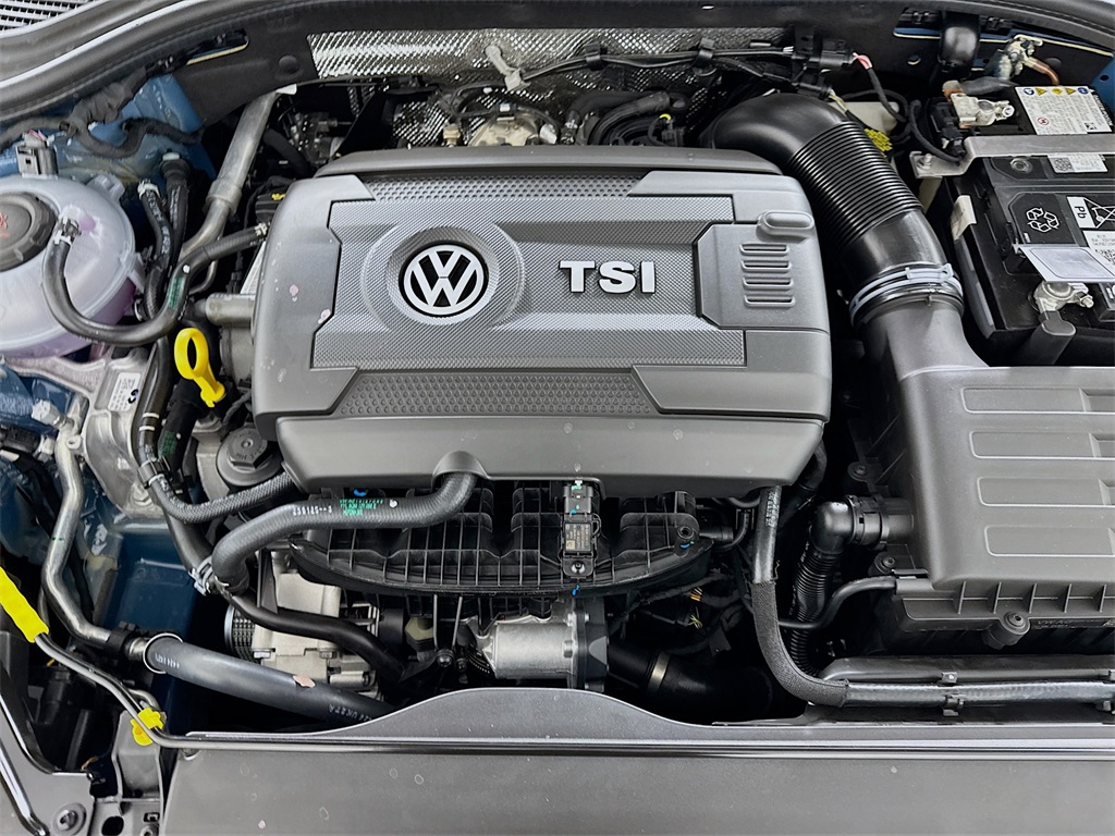 2025 Volkswagen Jetta GLI 2.0T Autobahn photo 18