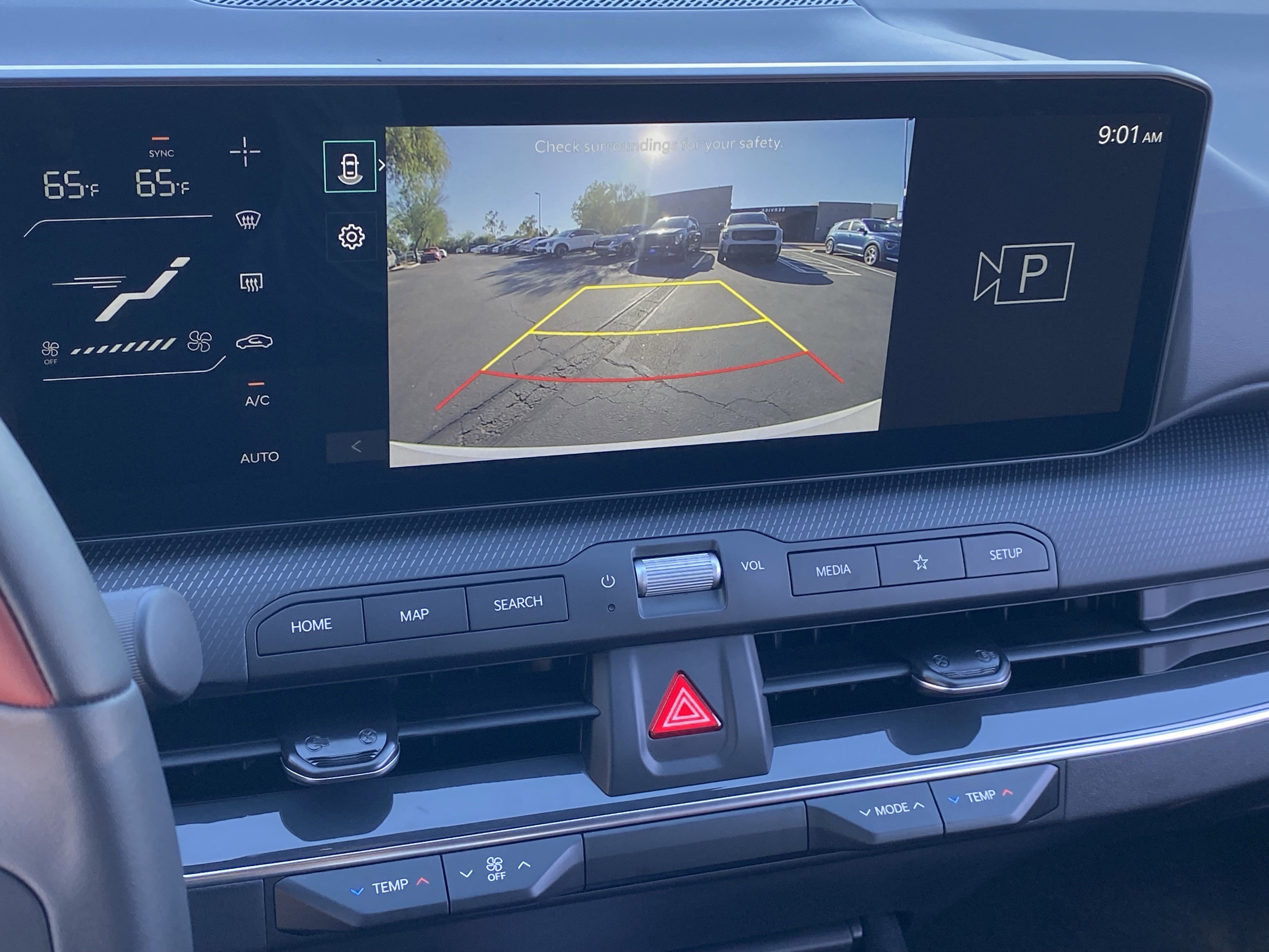 2025 Kia K4 GT-Line photo 4