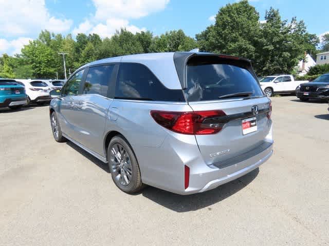 2025 Honda Odyssey Touring photo 4