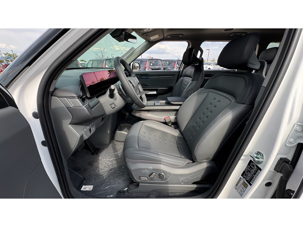 2026 Kia EV9 Wind AWD photo 5
