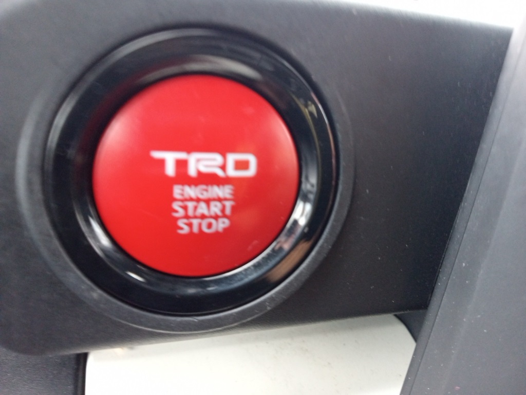 2024 Toyota Tacoma TRD Off-Road photo 38