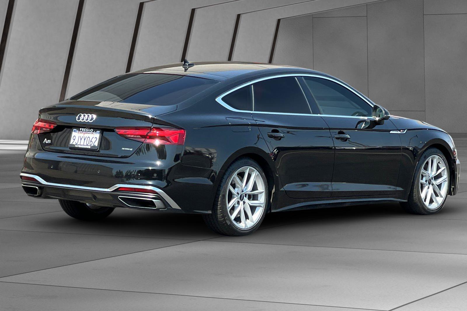 2024 Audi A5 S line Quattro Premium Plus photo 3