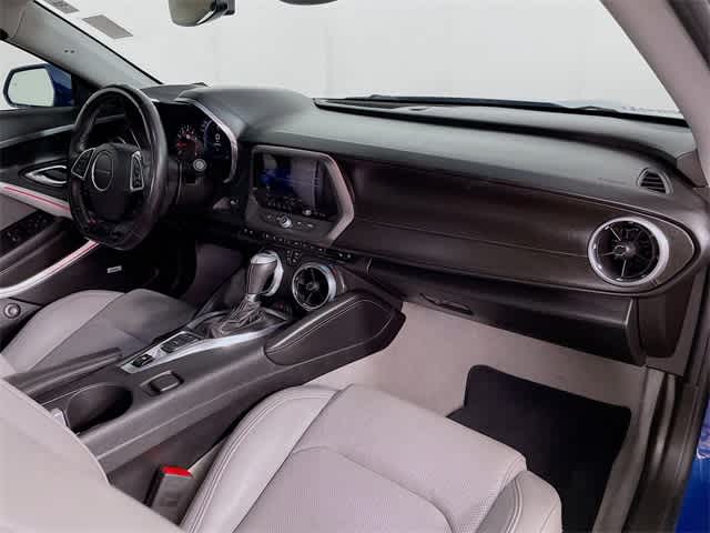 2019 Chevrolet Camaro 1LT photo 31