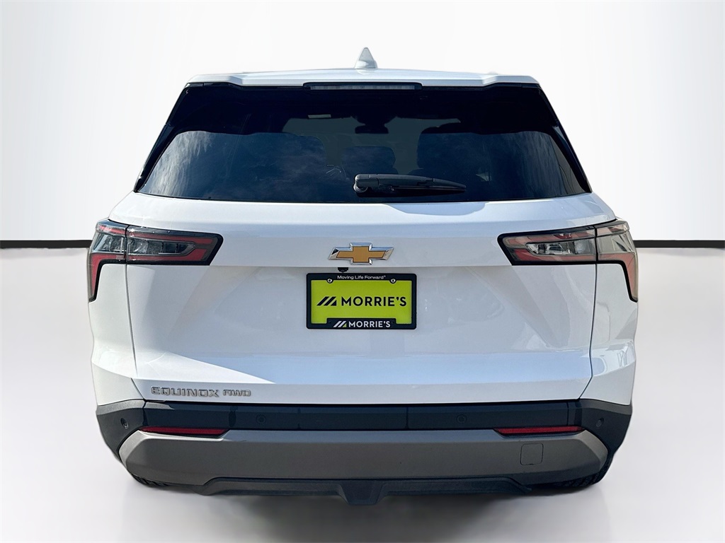 2025 Chevrolet Equinox LT photo 4