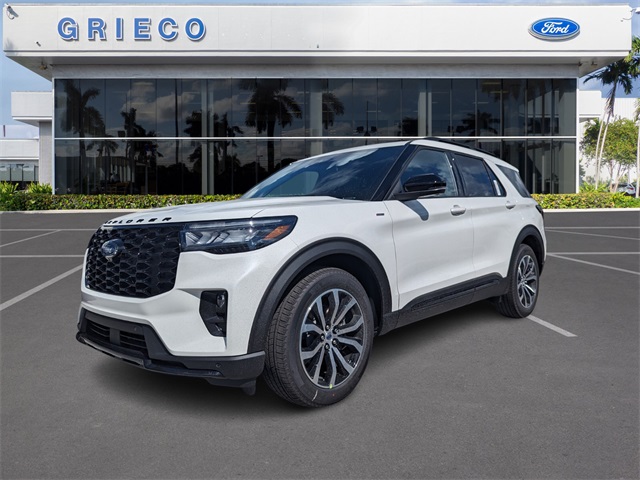 2025 Ford Explorer ST-Line photo 3