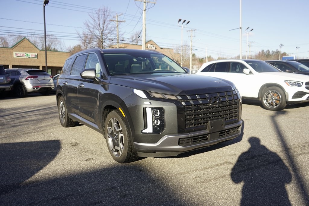 2023 Hyundai Palisade Limited's photo