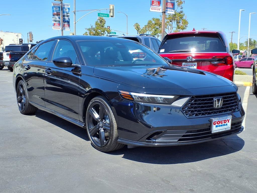 2025 Honda Accord Hybrid Sport-L photo 2