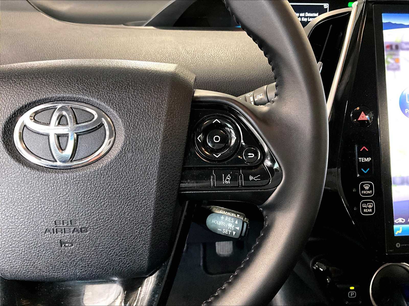 2020 Toyota Prius Prime XLE photo 23