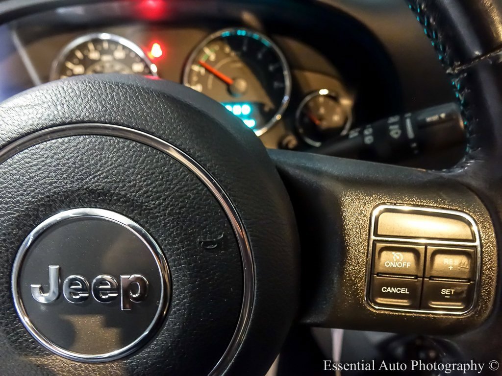 2017 JEEP WRANGLER - Image 17