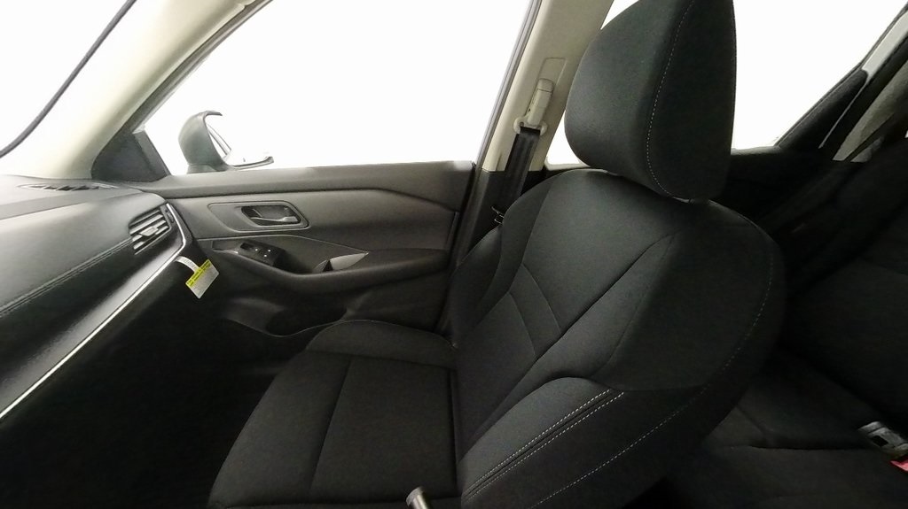 2025 Nissan Rogue S photo 22