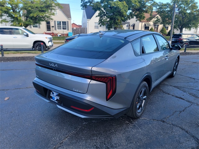 2025 Kia K4 LXS photo 4