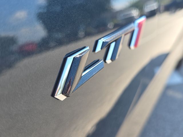 2020 Chevrolet Camaro LT1 photo 9