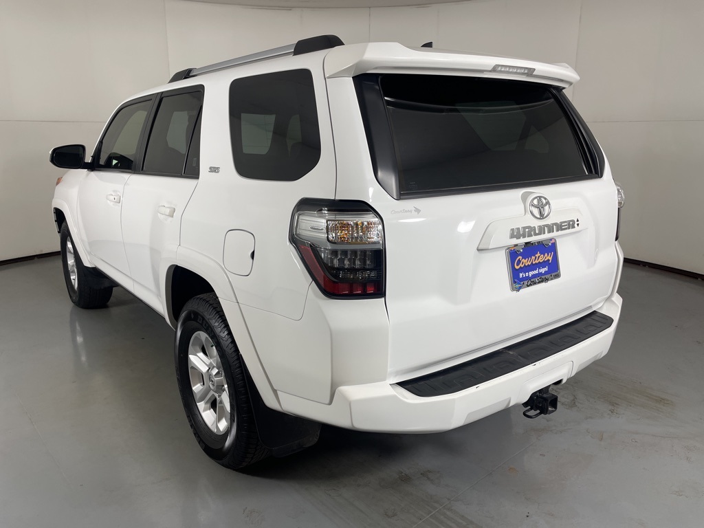 2024 Toyota 4Runner SR5 photo 6