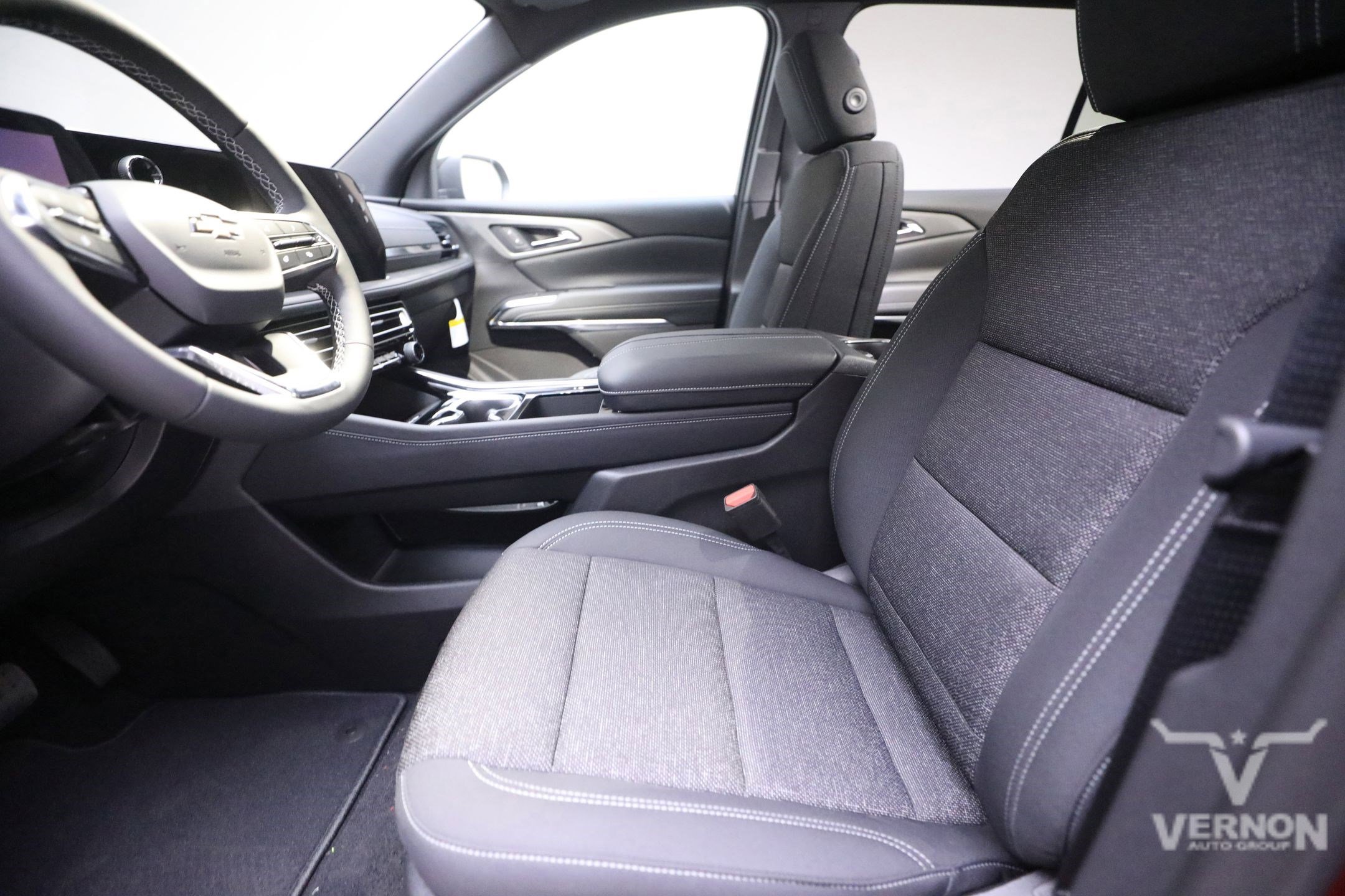 2026 Chevrolet Traverse photo 3