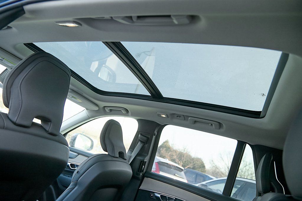 2026 VOLVO XC90 - Image 19