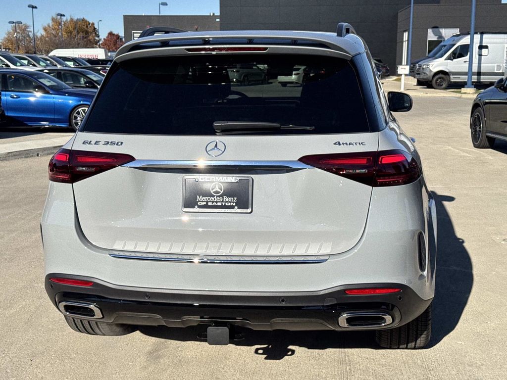 2026 Mercedes Benz GLE 350 4MATIC photo 4