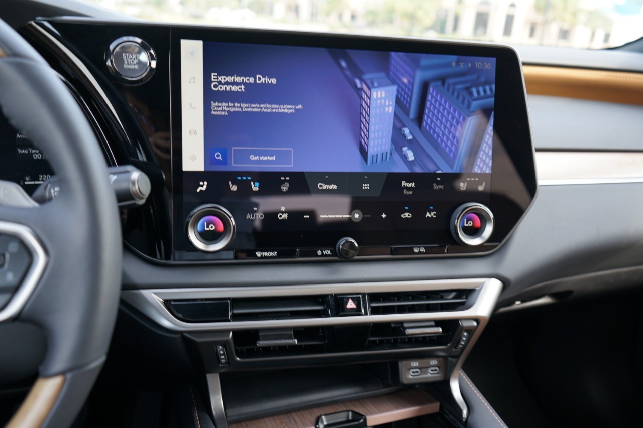 2025 Lexus RX 350 Premium photo 14