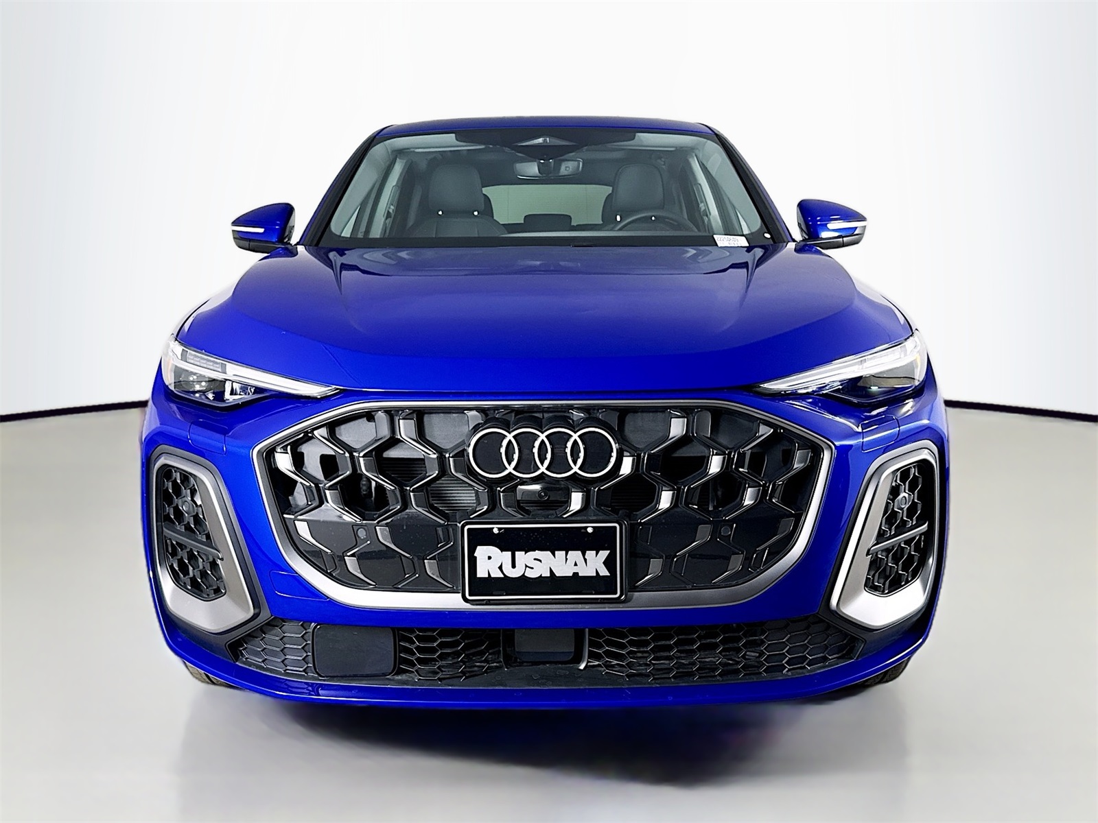 2025 Audi Q5 Premium Plus photo 2
