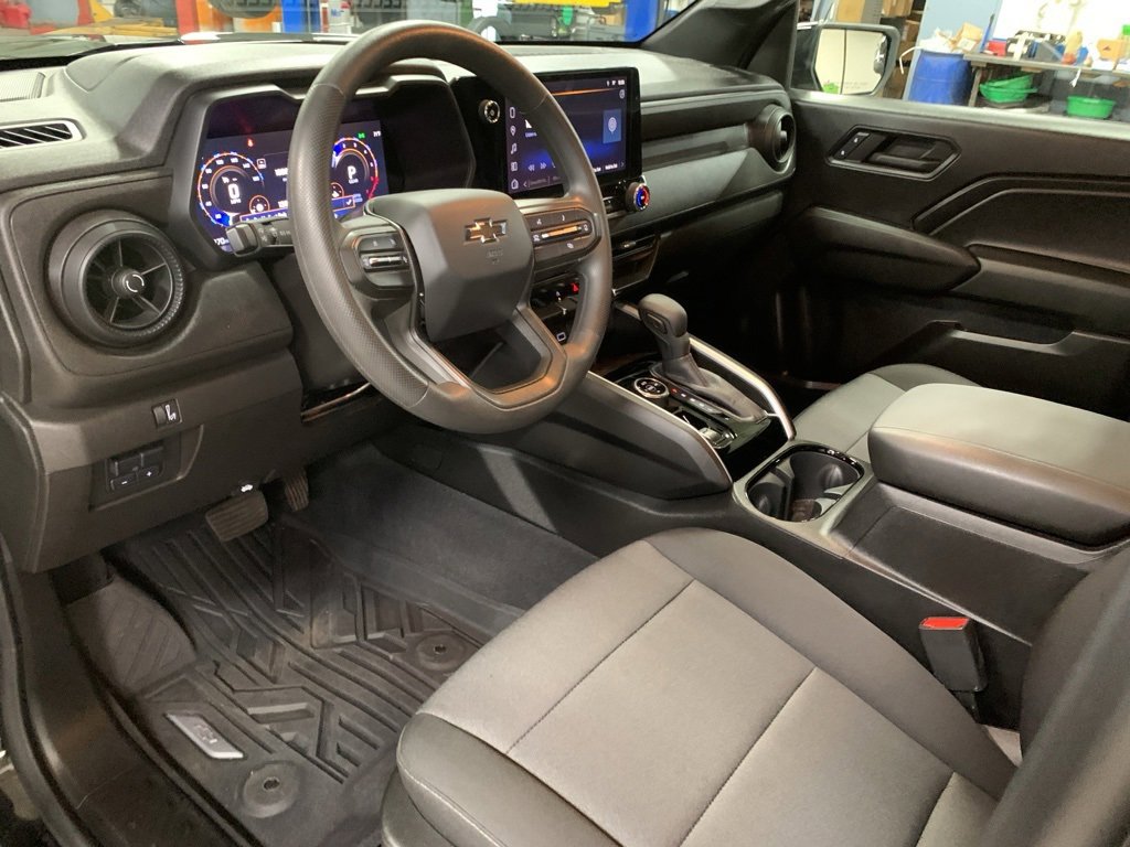 2024 Chevrolet Colorado Trail Boss photo 19