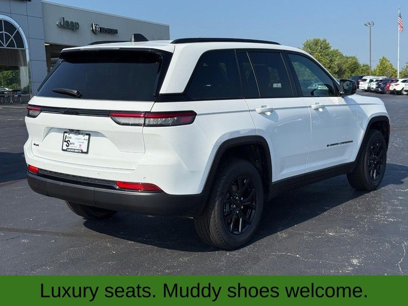 2025 Jeep Grand Cherokee Altitude X photo 3