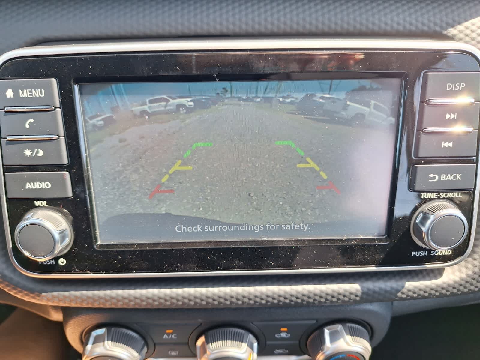 2025 Nissan Kicks Play S photo 16