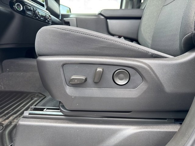 2026 Chevrolet Silverado 1500 LT photo 21