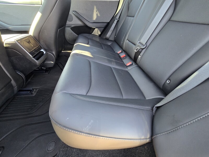 2024 Tesla Model 3 photo 11