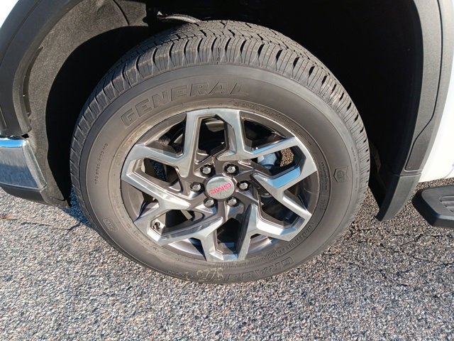 2026 Gmc Sierra 1500 SLT photo 3