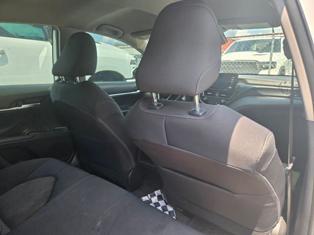 2023 Toyota Camry LE photo 11