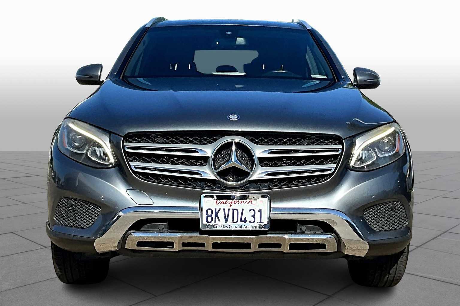 2017 Mercedes Benz GLC 300 photo 2
