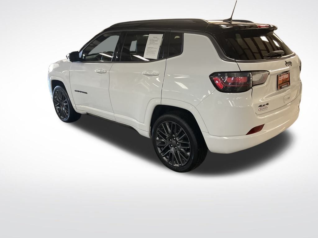 2022 Jeep Compass High Altitude photo 2