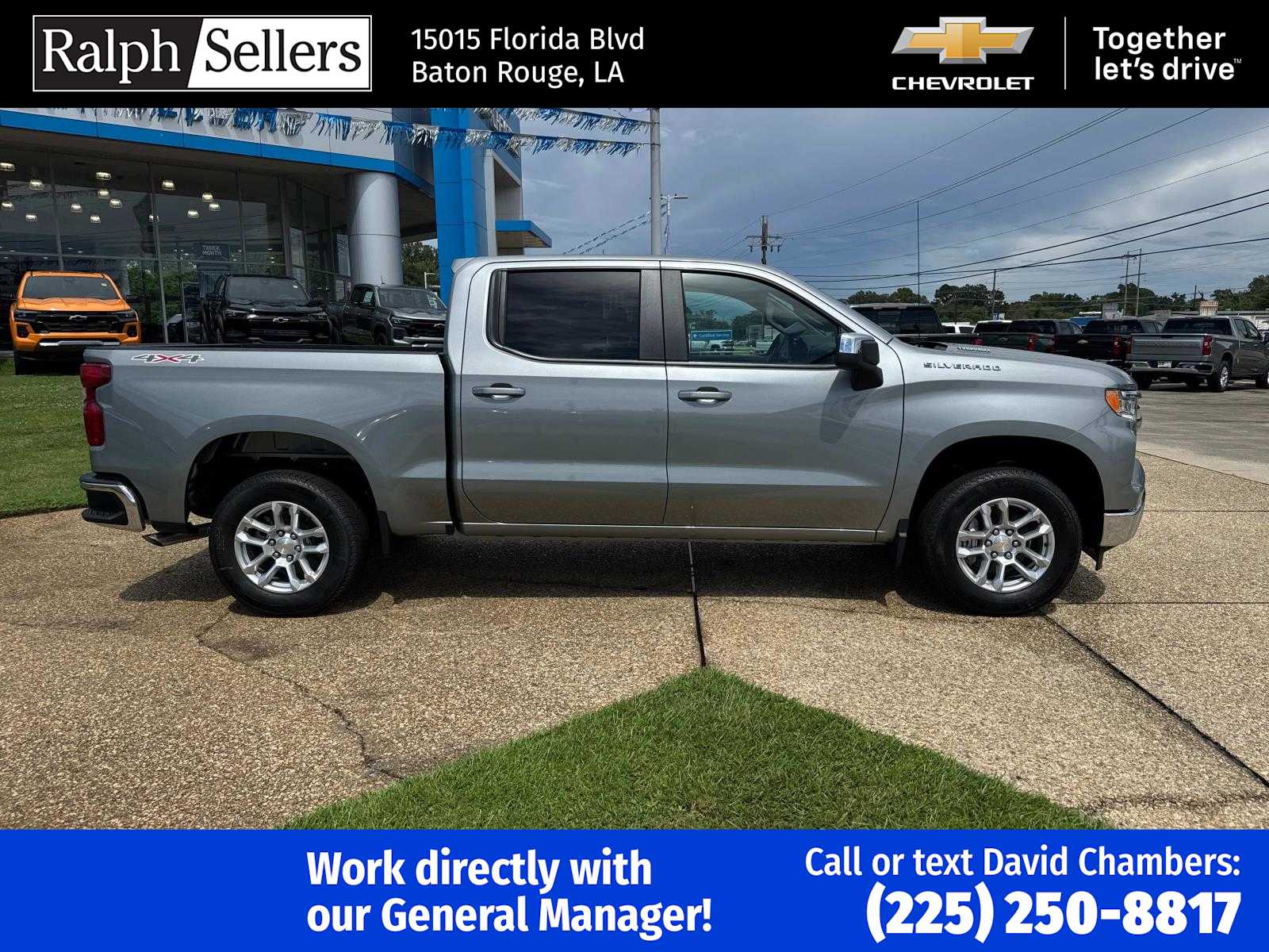 2025 Chevrolet Silverado 1500 LT photo 4