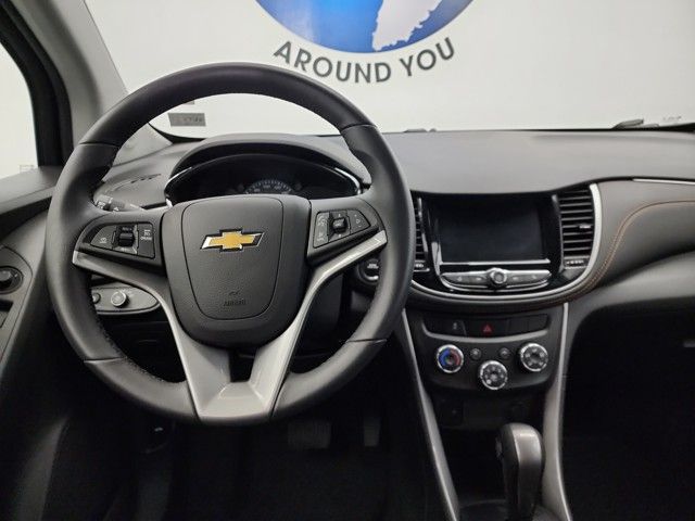 2022 Chevrolet Trax LT photo 17