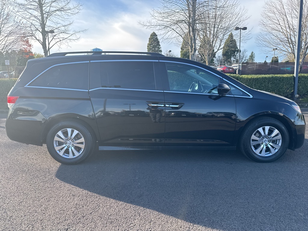 2017 Honda Odyssey EX-L photo 2