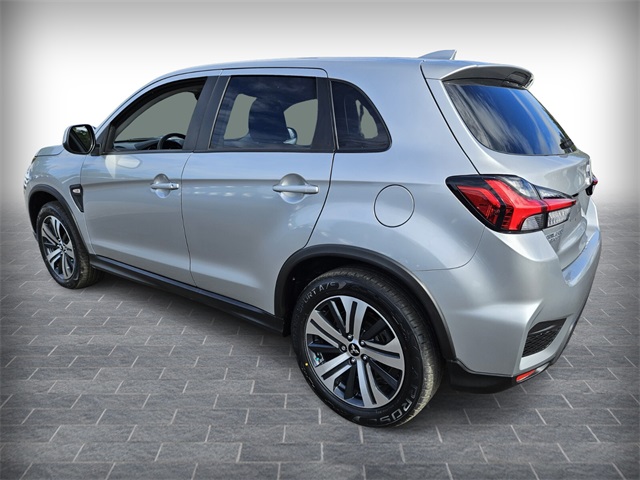 2023 Mitsubishi Outlander Sport SE photo 4